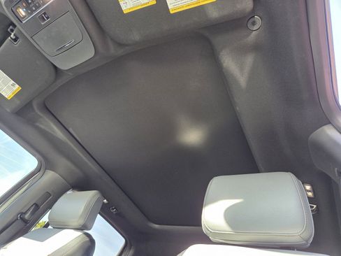 Certified 2024 Ford F150 Lightning Lariat image 11