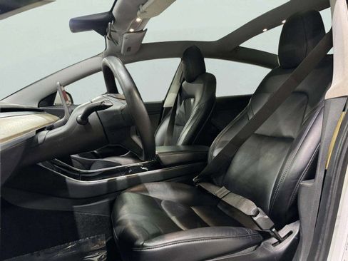 Used 2020 Tesla Model 3 Standard Range Plus image 22