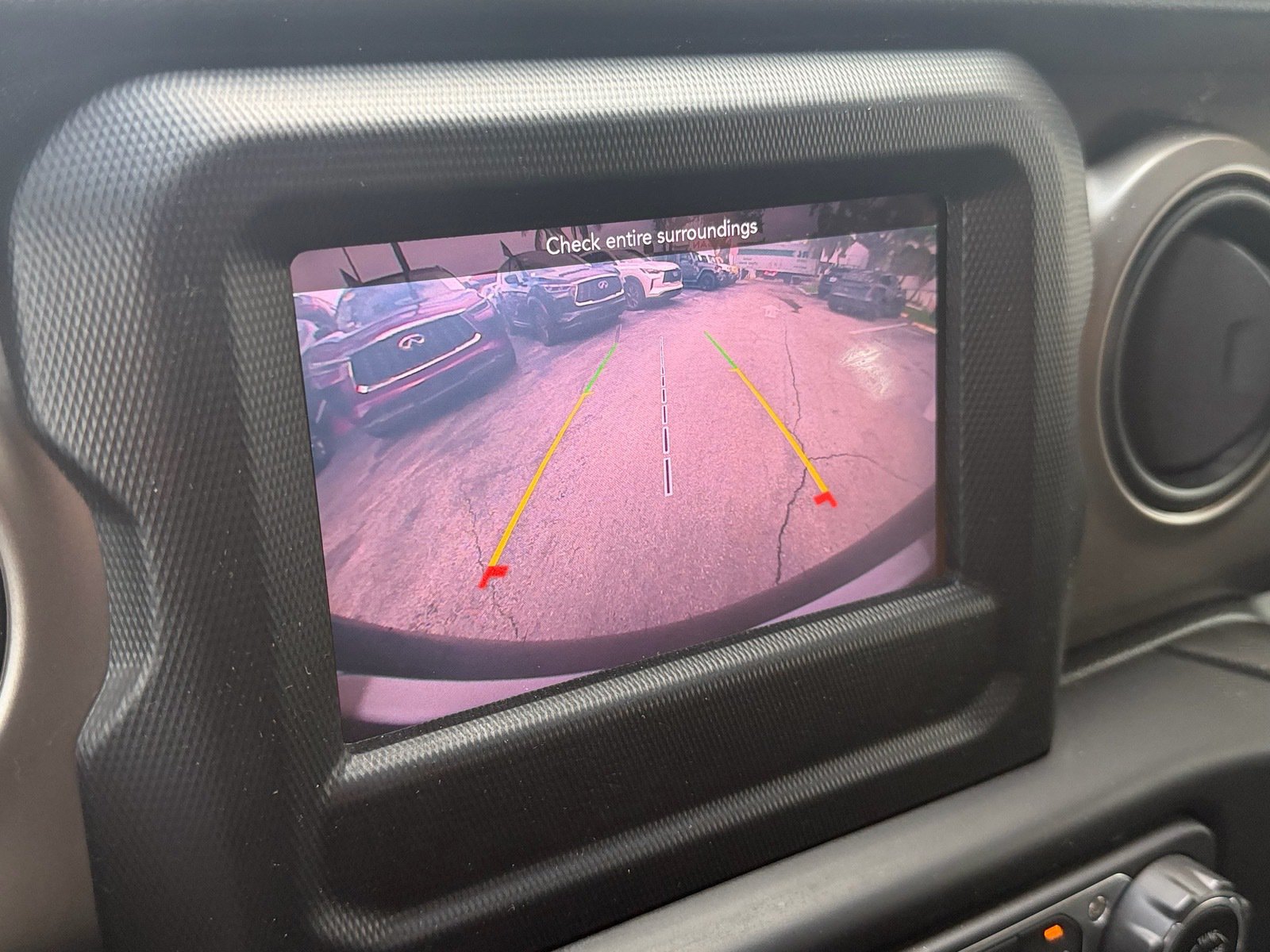 Used 2020 Jeep Wrangler Sport AWD/4WD image 21