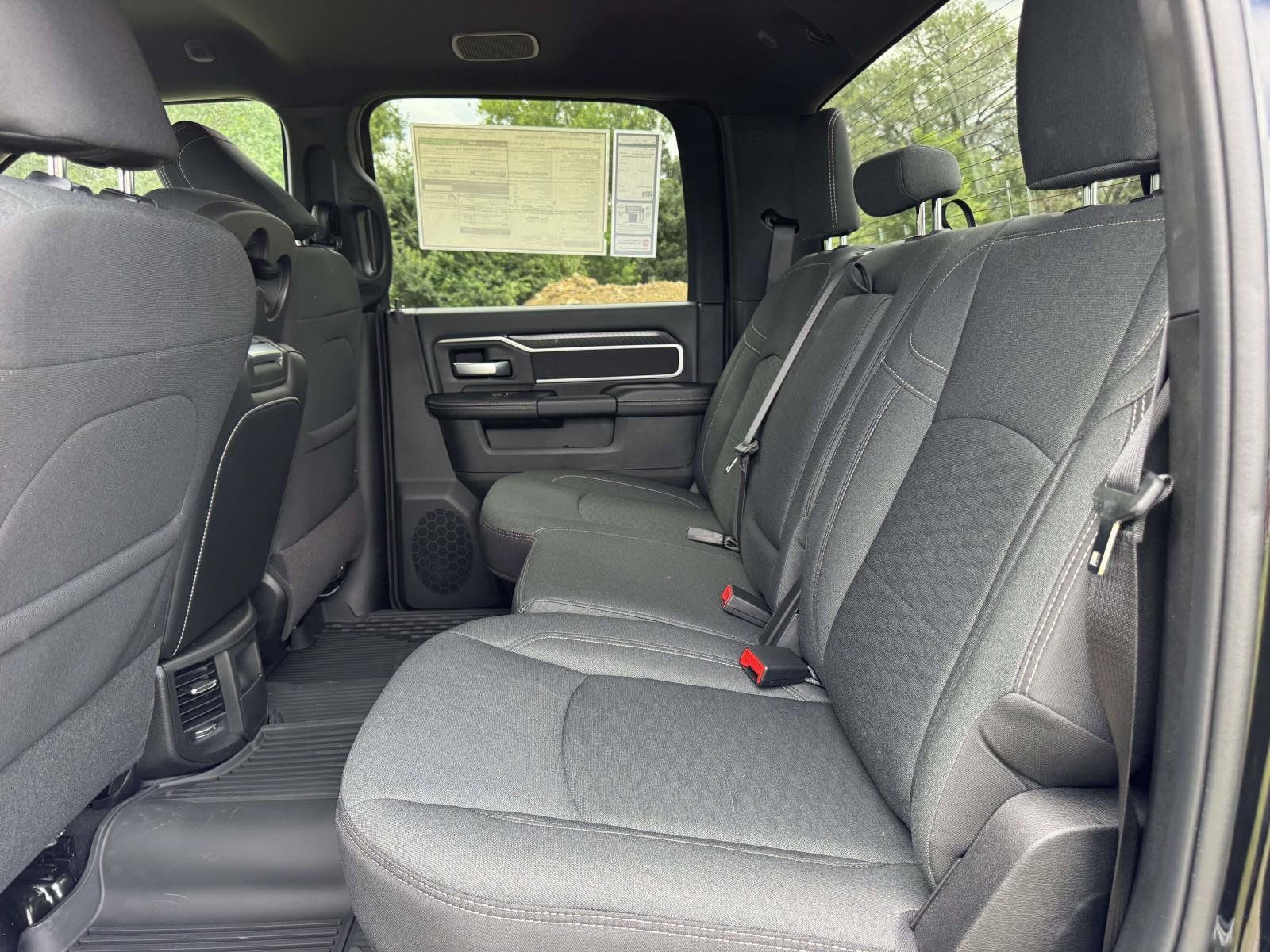 New 2025 RAM 2500 Big Horn AWD/4WD image 20