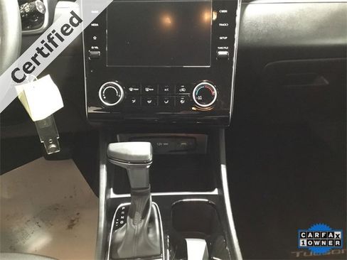 Certified 2024 Hyundai Tucson SE image 11