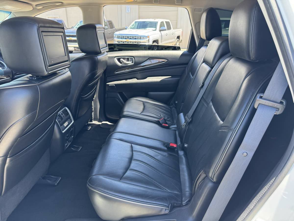 Used 2015 INFINITI QX60 Luxe w/ Deluxe Touring Package AWD/4WD image 23