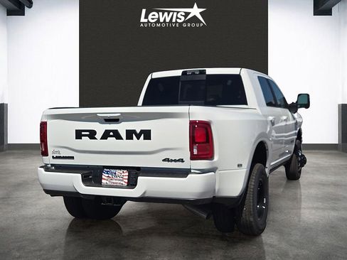 New 2026 RAM 3500 Laramie AWD/4WD image 4