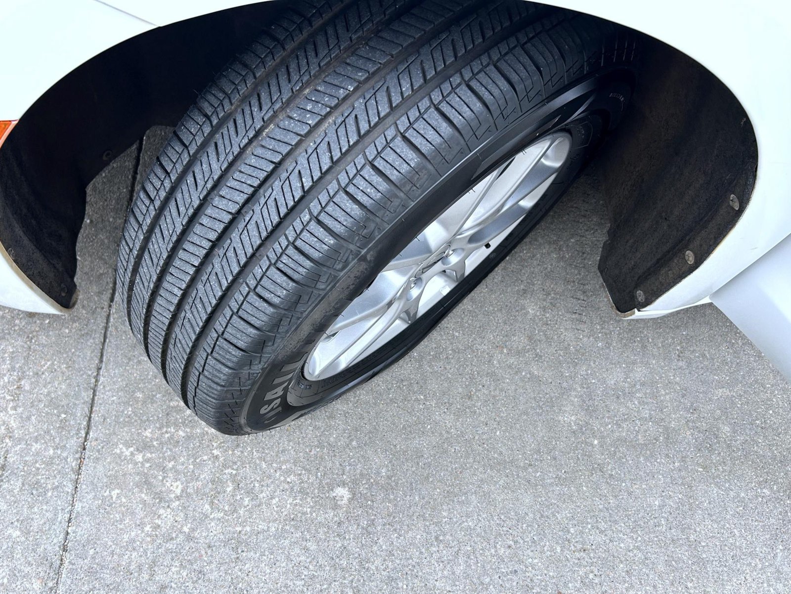 Used 2022 Chrysler Pacifica Touring-L FWD image 23