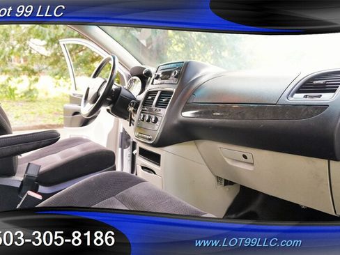 Used 2014 RAM C/V Tradesman w/ UConnect Hands-Free Group FWD image 29