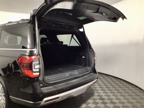 Used 2024 Ford Expedition Max Limited image 14