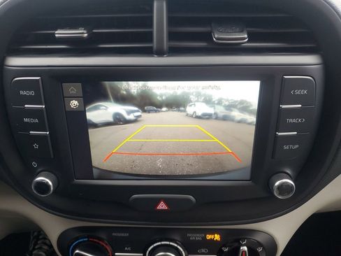 New 2025 Kia Soul LX w/ LX Technology Package image 31