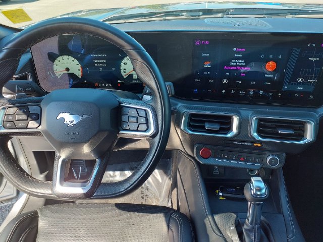 Used 2025 Ford Mustang GT Premium RWD image 11