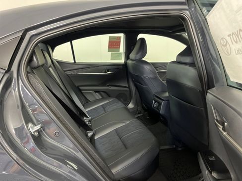 Used 2025 Toyota Camry XSE image 29