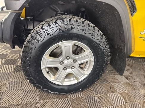 Used 2021 Jeep Wrangler Unlimited Sport image 26
