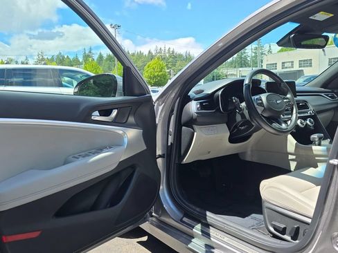 Used 2023 Genesis G70 2.0T AWD/4WD image 19