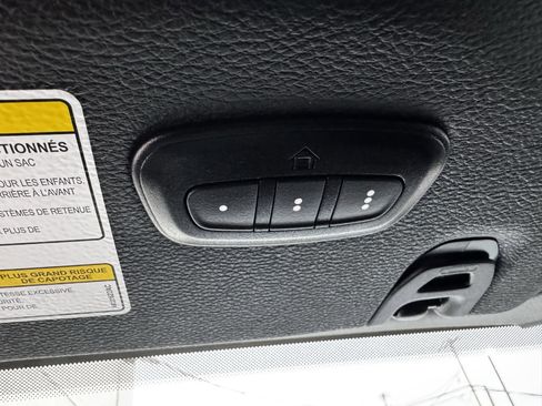 Used 2022 Jeep Gladiator Overland image 22