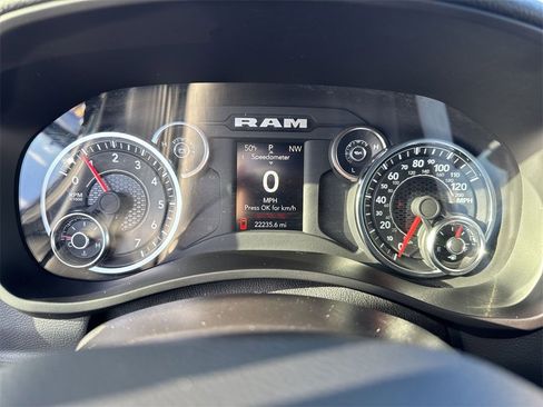 Used 2024 RAM 2500 Big Horn w/ Bed Utility Group image 15