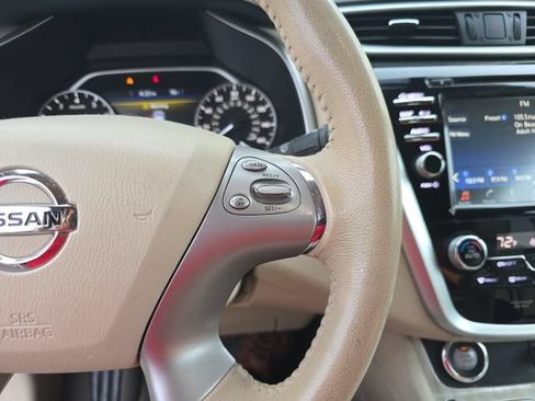 Used 2018 Nissan Murano SV FWD image 18
