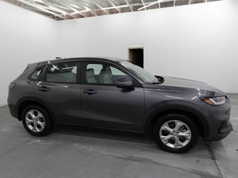 Certified 2024 Honda HR-V LX image 4