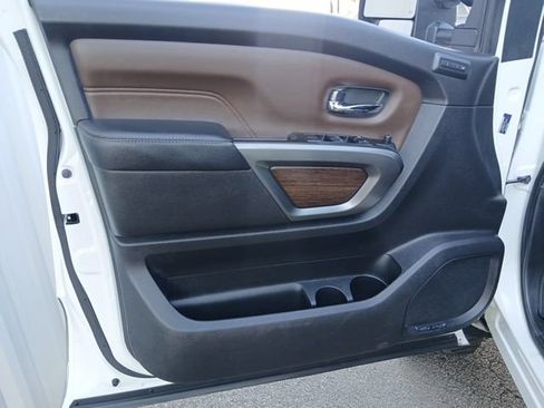 Used 2017 Nissan Titan Platinum Reserve AWD/4WD image 47