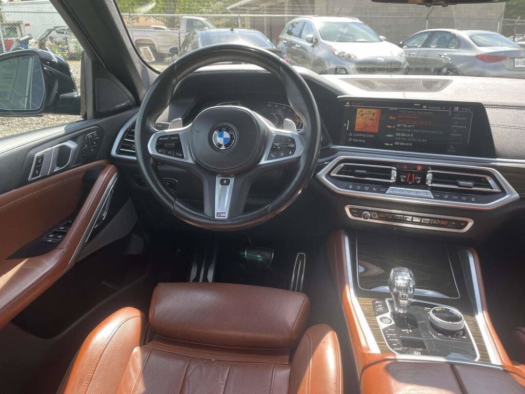 Used 2023 BMW X6 xDrive40i w/ Executive Package AWD/4WD image 2