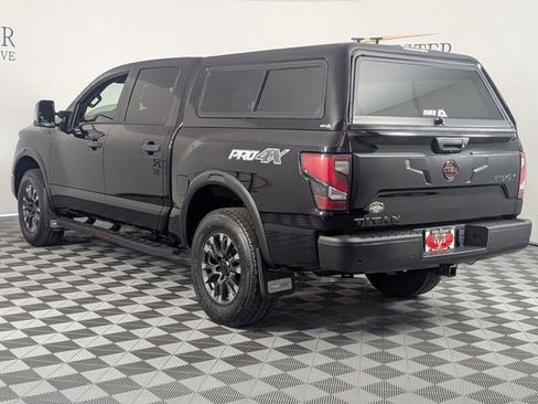 Used 2024 Nissan Titan PRO-4X w/ Pro-4x Convenience Package AWD/4WD image 5