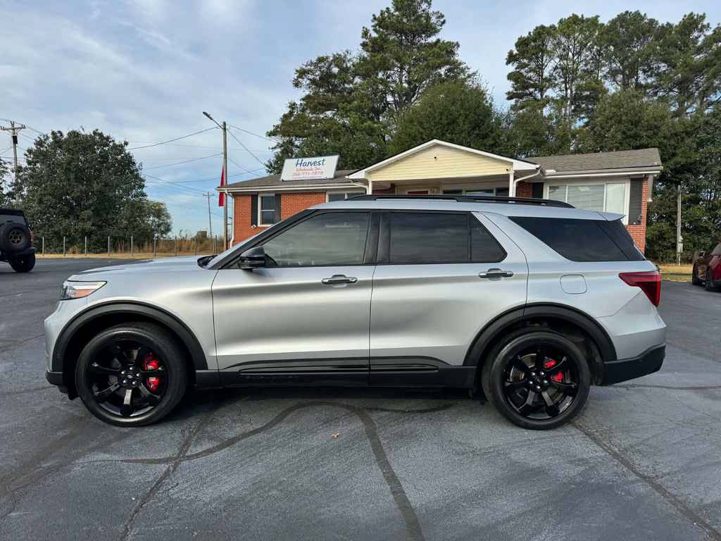 Used 2020 Ford Explorer ST w/ ST Street Pack AWD/4WD image 2