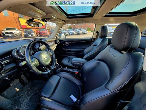 Used 2017 MINI Cooper S image 6