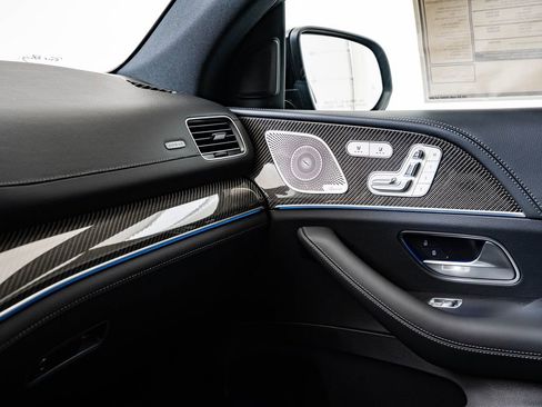 New 2026 Mercedes-Benz GLE 53 AMG 4MATIC Coupe image 43