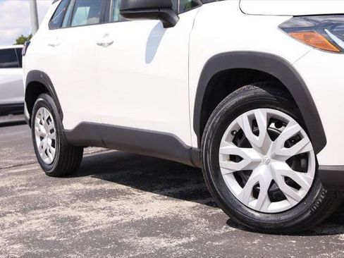 Certified 2024 Toyota Corolla Cross L AWD/4WD image 3