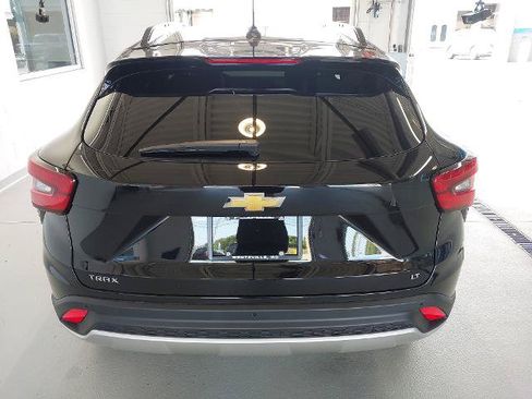 New 2026 Chevrolet Trax LT w/ Driver Confidence Package FWD image 33