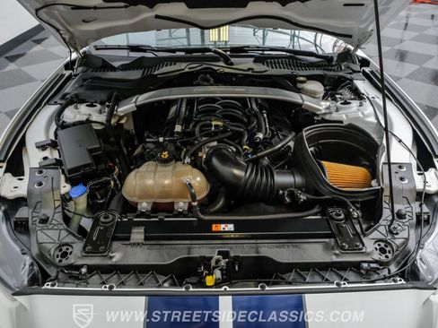 Used 2019 Ford Mustang Shelby GT350 w/ Technology Package RWD image 38