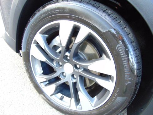 Used 2018 Buick Regal Essence w/ Driver Confidence Package #1 AWD/4WD image 63