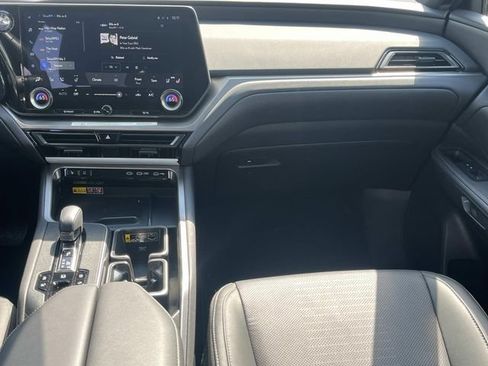 Used 2025 Lexus TX 350 AWD w/ Technology Package image 14