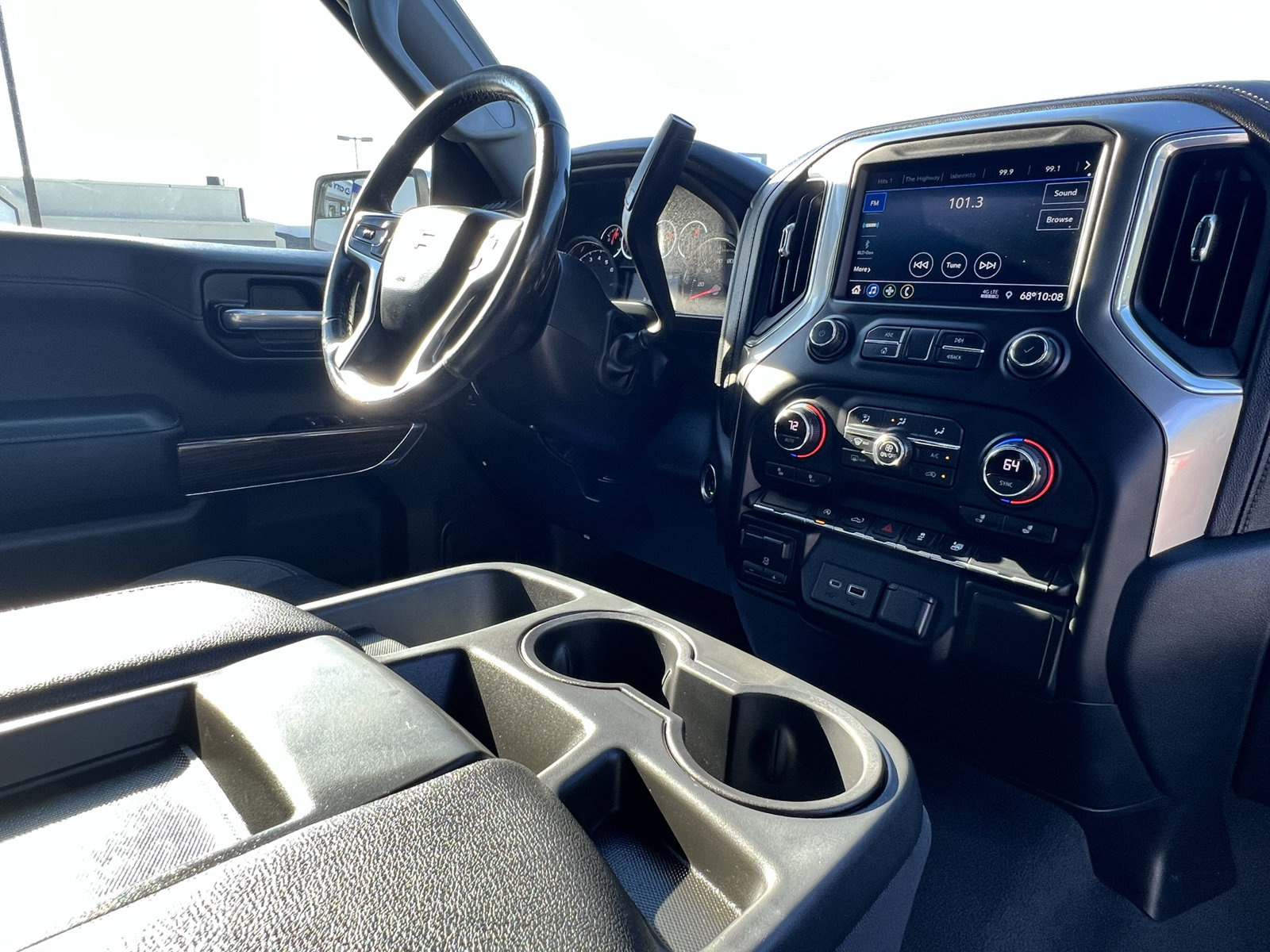 Used 2021 Chevrolet Silverado 1500 LT RWD image 19