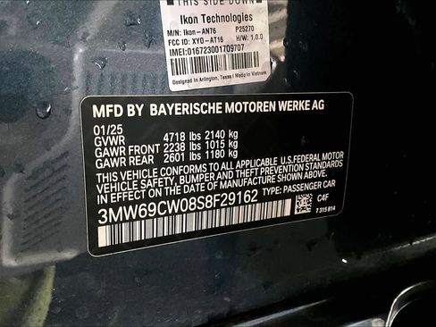 Certified 2025 BMW 330i Sedan image 31