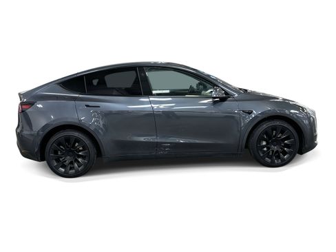 Certified 2023 Tesla Model Y Long Range AWD/4WD image 7
