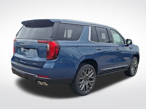 New 2026 GMC Yukon Denali Ultimate AWD/4WD image 7