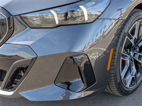 New 2026 BMW 530i xDrive image 23