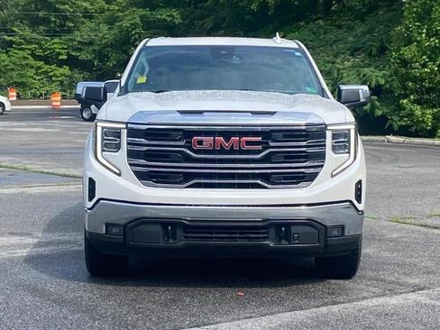 Used 2023 GMC Sierra 1500 SLT w/ SLT Premium Package AWD/4WD image 6