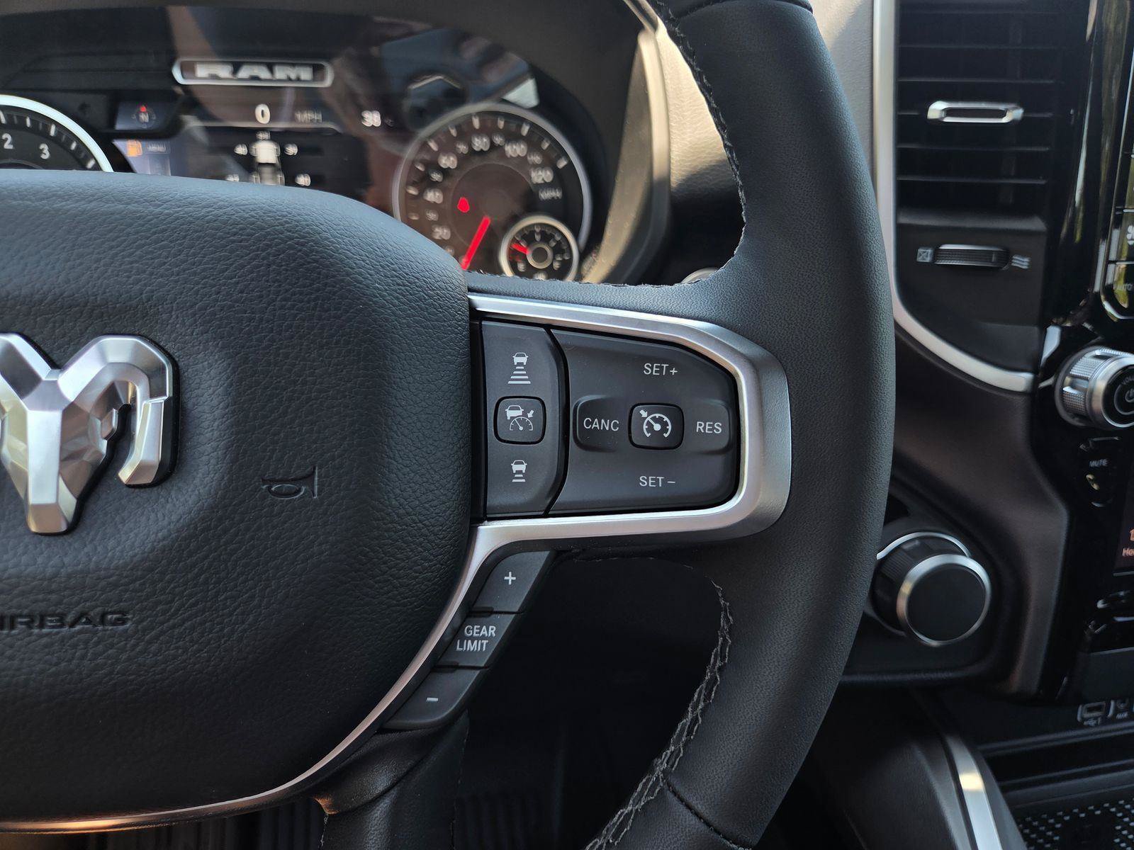 New 2026 RAM 1500 Big Horn AWD/4WD image 20