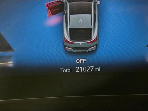 Certified 2024 BMW X2 xDrive28i w/ Technology Package image 17