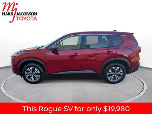 Used 2023 Nissan Rogue SV image 14