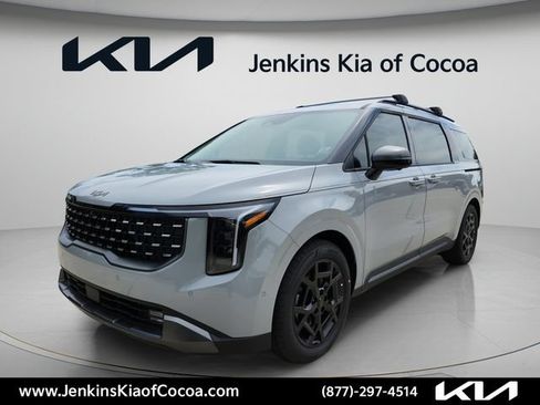 New 2026 Kia Carnival SX w/ SX Dark Edition Package FWD image 11