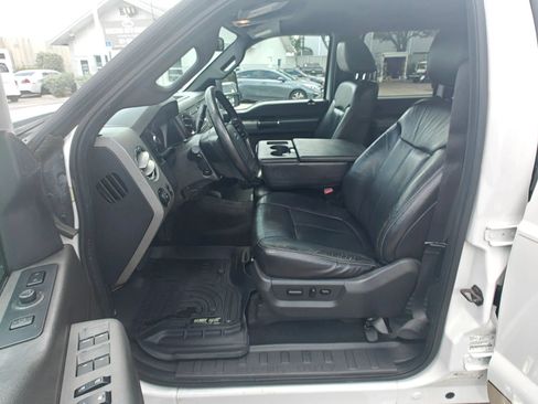 Used 2011 Ford F250 Lariat w/ Lariat Interior Pkg RWD image 11