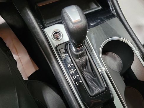 Used 2024 Nissan Altima 2.5 SV image 40