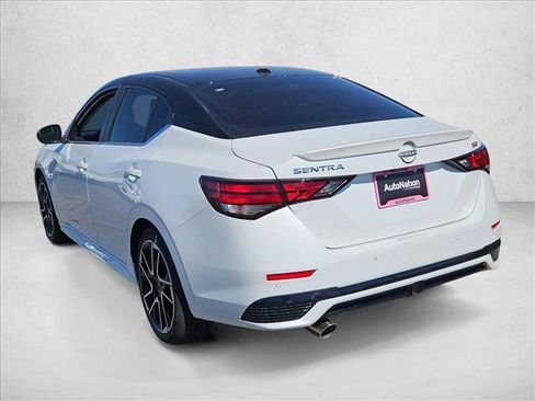 New 2025 Nissan Sentra SR image 10