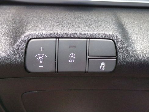 New 2025 Hyundai Elantra SE FWD image 22