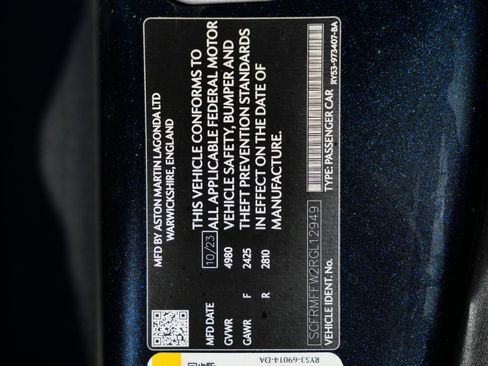 Used 2024 Aston Martin DB12 Coupe image 27
