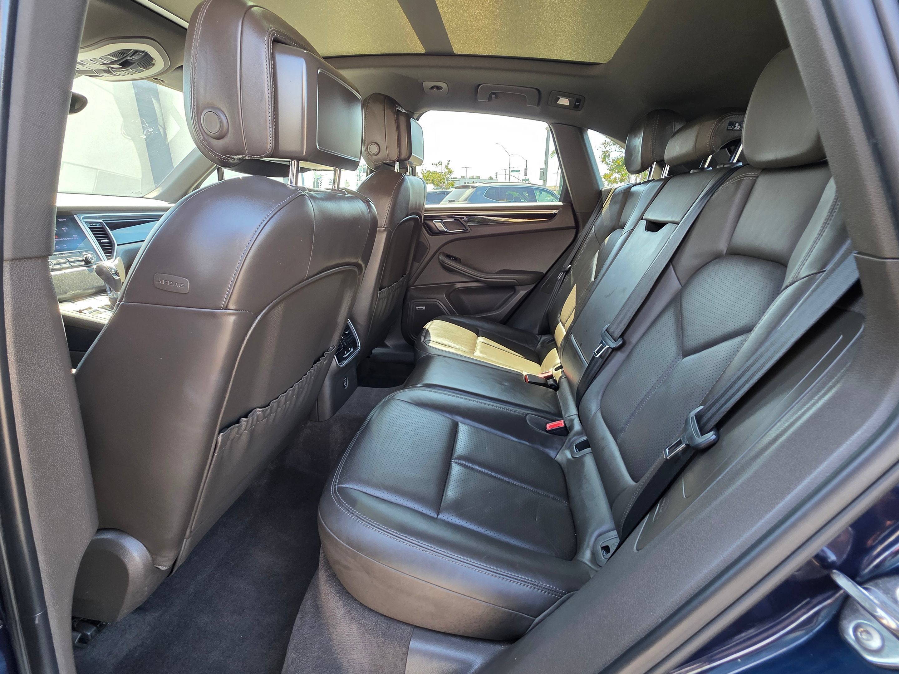 Used 2017 Porsche Macan S AWD/4WD image 19