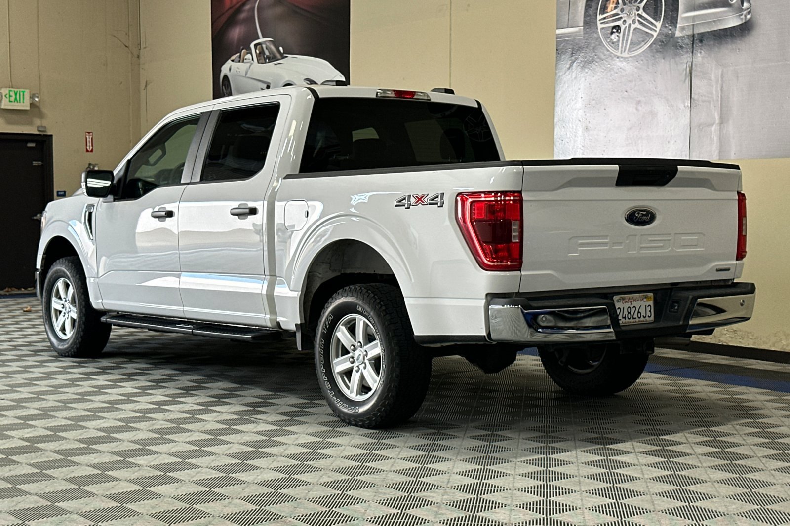 Used 2021 Ford F150 XLT w/ Trailer Tow Package AWD/4WD image 6