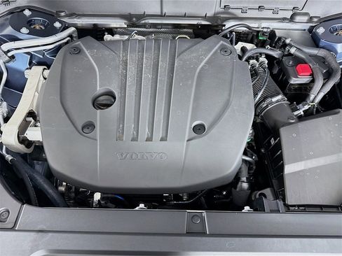 Certified 2026 Volvo XC90 B5 Plus w/ Protection Package image 32