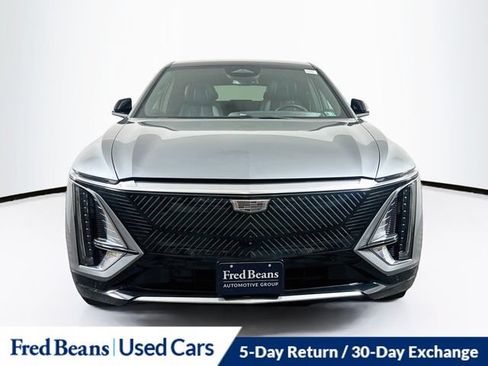 Used 2024 Cadillac Lyriq Luxury AWD/4WD image 2