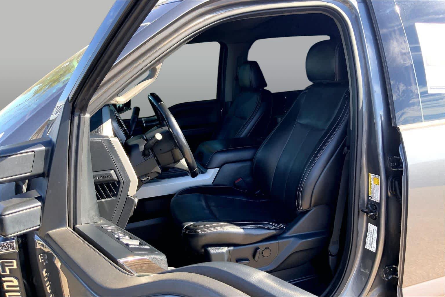 Used 2021 Ford F250 Lariat w/ Lariat Value Package AWD/4WD image 8